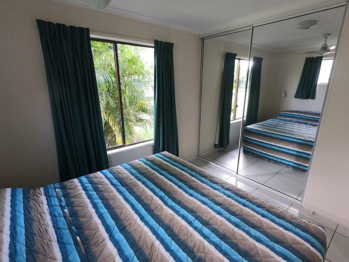 Halliday Bay Resort Seaforth Экстерьер фото
