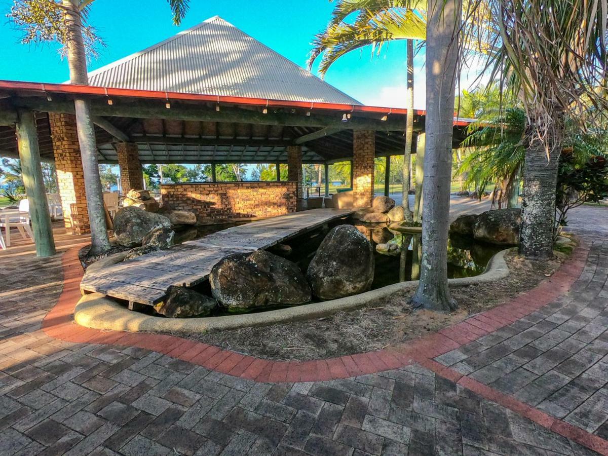 Halliday Bay Resort Seaforth Экстерьер фото